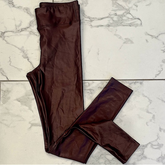 Koral Lustrous Max High Rise Shiny Leggings in Bordeaux - Picture 15 of 16